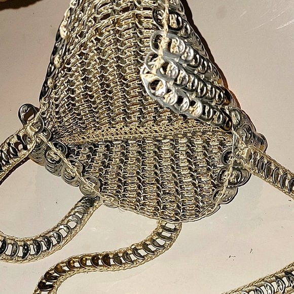 HAND CROCHETED RECYCLED SODA POP-TOP WRISTLET BAG ALUMINUM BRONZE ECO CHIC - Picture 5 of 8